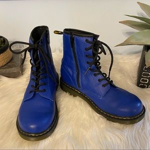 Blue unisex Dr. Martens